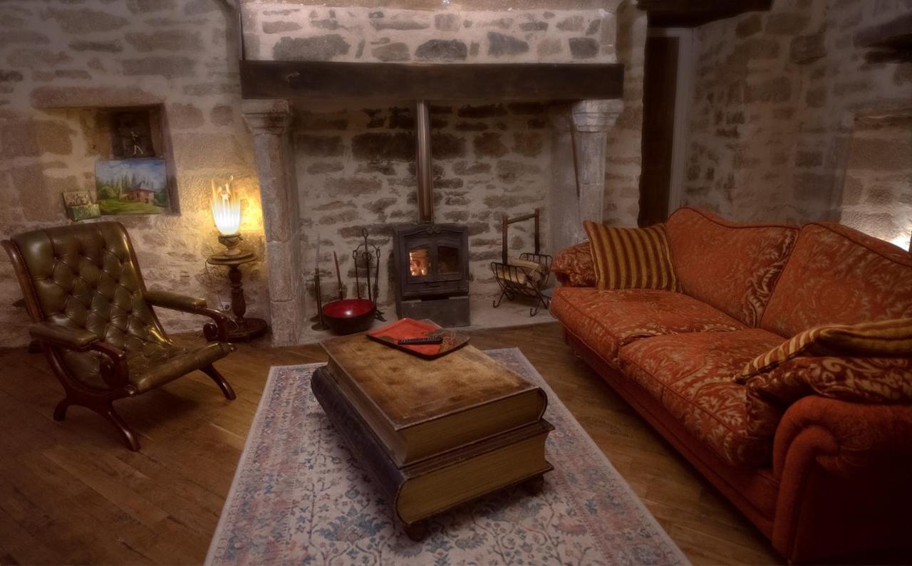 Pat A Touille Bed & Breakfast Treignac Exterior photo